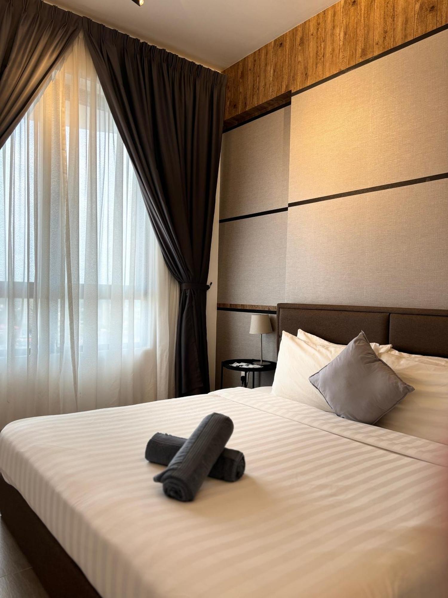 2Br Premium Suites Troika Kota Bharu By Aghome Exterior foto